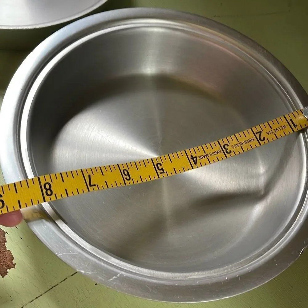 1940 Kensington aluminum Casserole Lurelle design dish & lid.